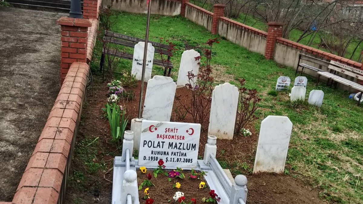 BÜYÜKŞEHİR MEZARLIKLARI BAYRAMA HAZIRLADI