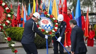 ÇANAKKALE DESTANININ KAHRAMANLARI ANILDI
