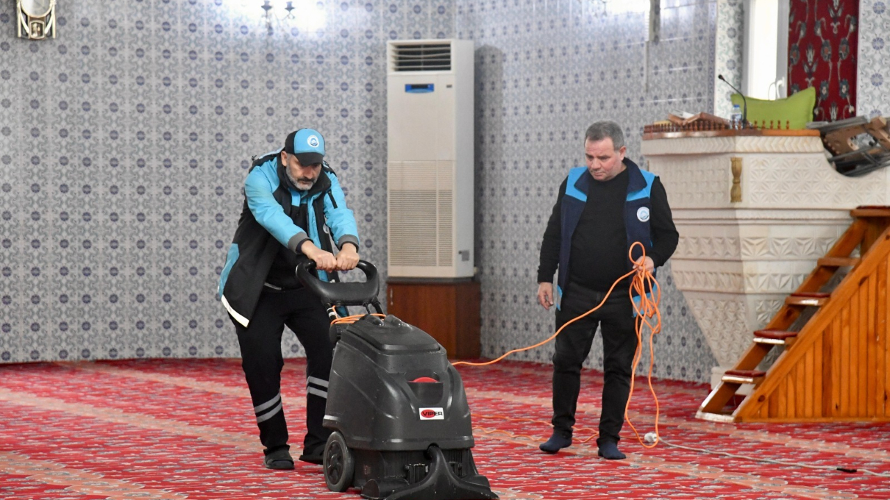 ORTAHİSAR BELEDİYESİ, 240 CAMİDE RAMAZAN VE BAYRAM TEMİZLİĞİ