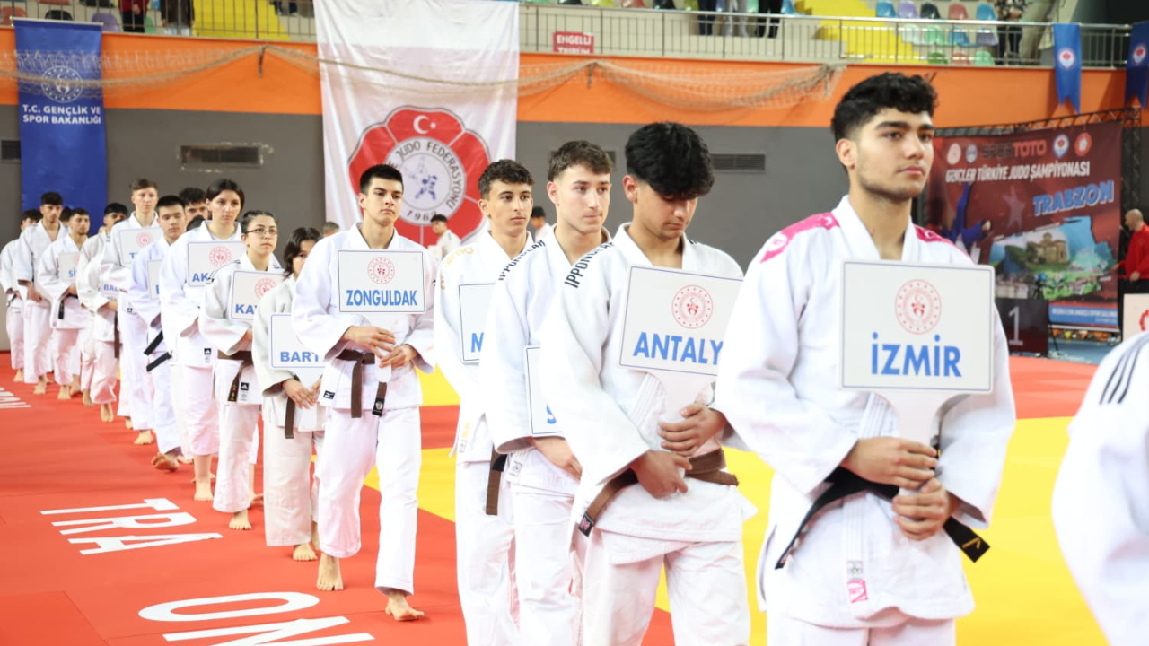 TRABZON’DA JUDO HEYECANI ZİRVEDE