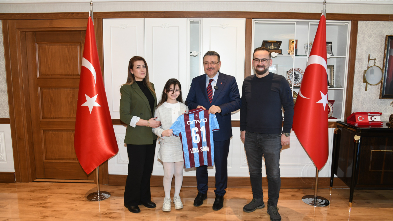 TRABZON'UN GURURU LİNA'DAN BAŞKAN GENÇ'E ZİYARET