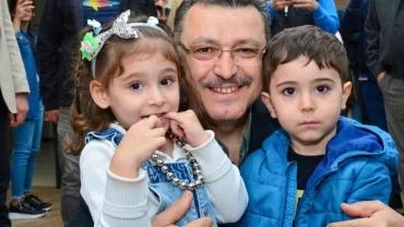 BAŞKAN GENÇ’TEN 23 NİSAN MESAJI