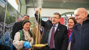 BAŞKAN GENÇ'TEN TRABZON TANITIM GÜNLERİ TEŞEKKÜRÜ