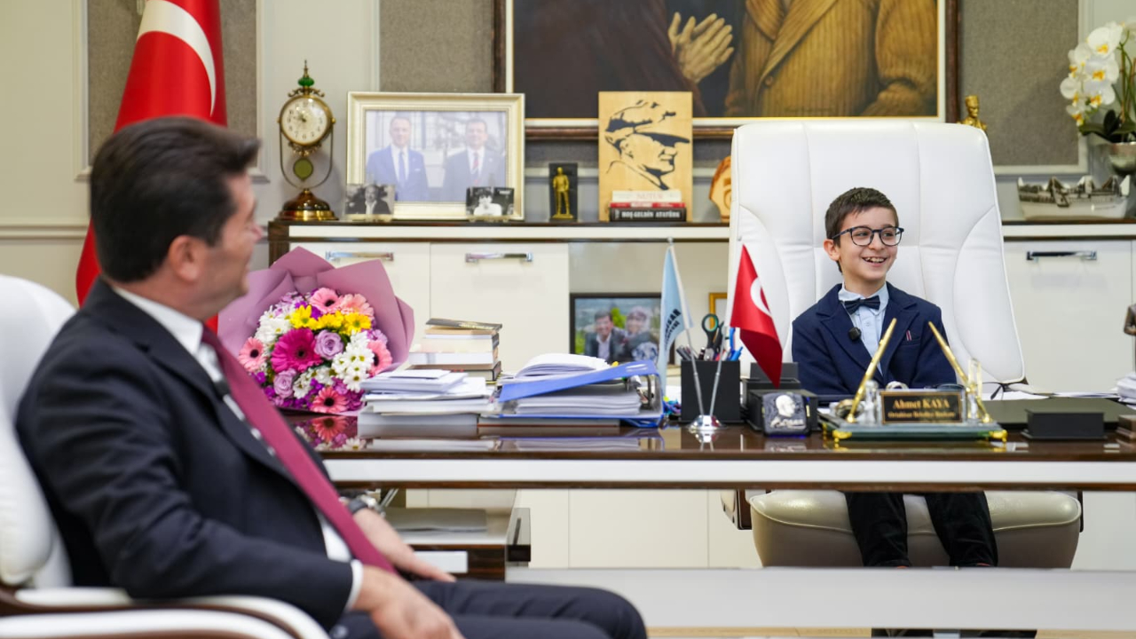 BAŞKAN KAYA, 23 NİSAN’DA KOLTUĞUNU EMİN ARMAN’A DEVRETTİ