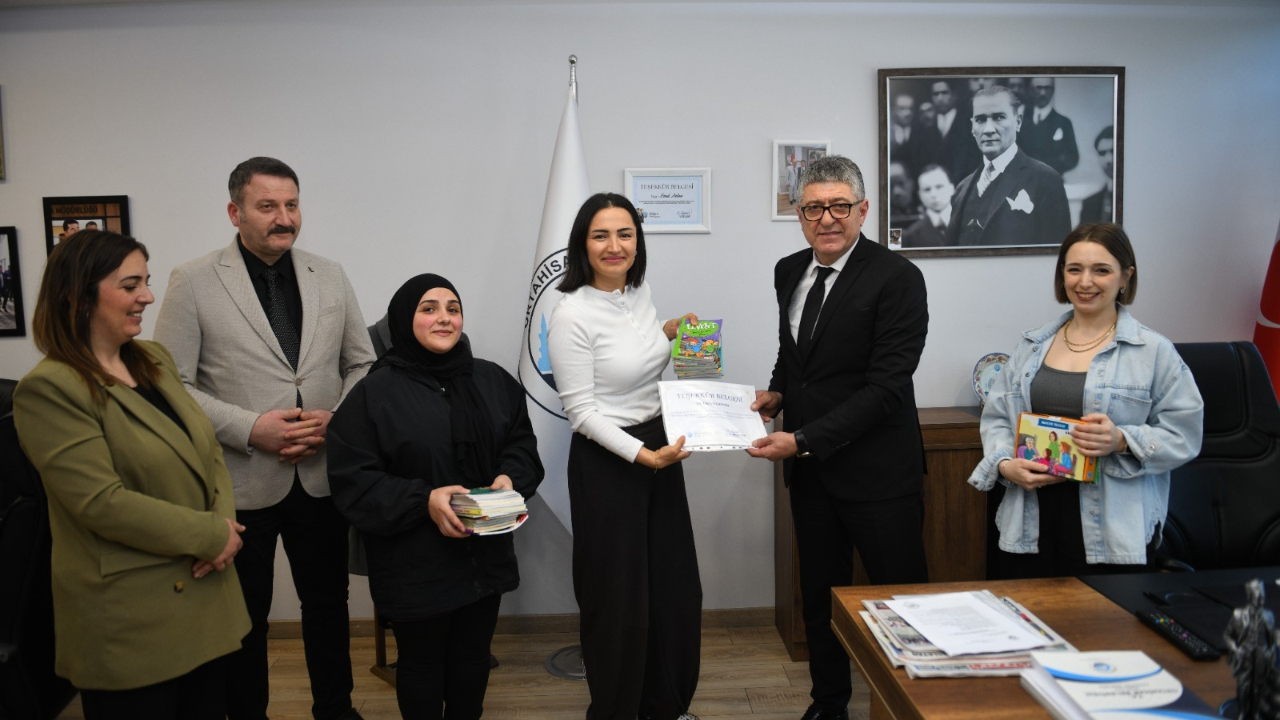 “BİR KİTAP, BİN UMUT” KAMPANYASI, DESTEKLERLE BÜYÜYOR