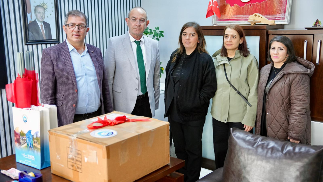 ‘BİR KİTAP, BİN UMUT’ KAMPANYASI İLE KIRSAL MAHALLELERDEKİ OKULLAR KİTAPLARLA BULUŞTU