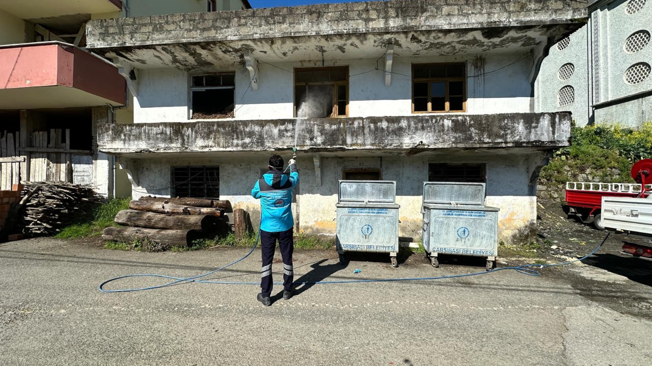 BÜYÜKŞEHİR BELEDİYESİNDEN KOKARCAYLA MÜCADELEYE DESTEK