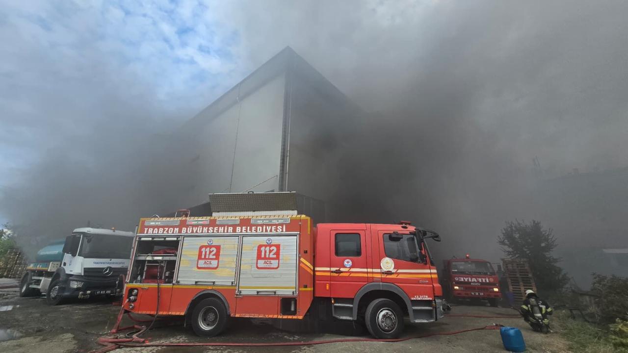 BÜYÜKŞEHİR İTFAİYESİNDEN 10 BİNİ AŞKIN OLAYA MÜDAHALE