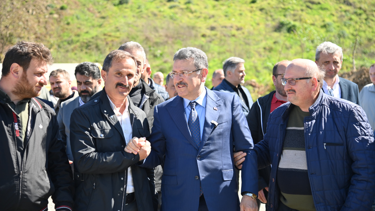 CAMİLER TOPLUMSAL BİRLİKTELİĞİN MERKEZİDİR