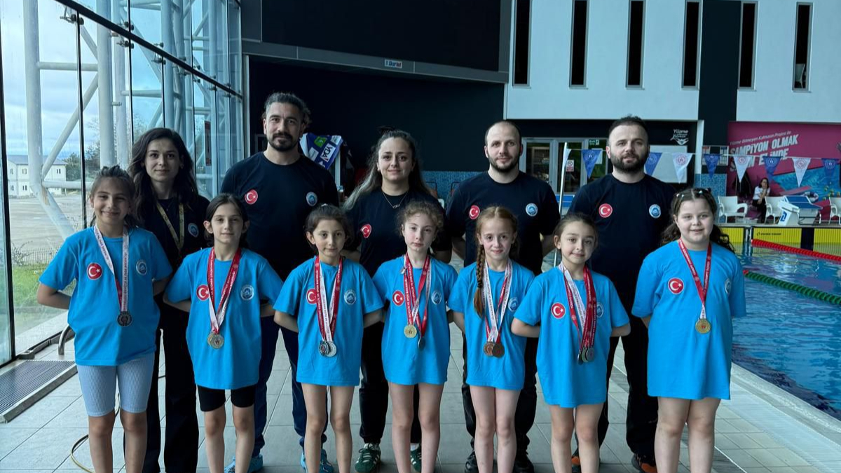 ORTAHİSAR BELEDİYESPOR MİNİK YÜZÜCÜLERİ, 28 MADALYA KAZANDI