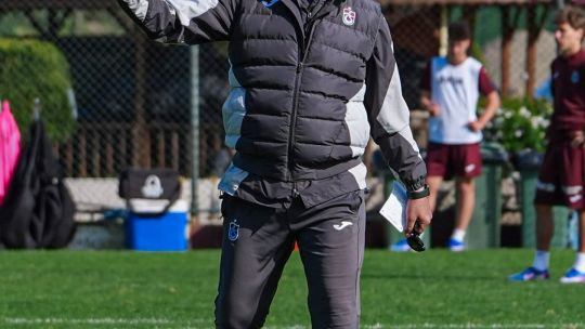 TRABZONSPOR GENÇLERİ ŞAMPİYONLUĞA KOŞUYOR