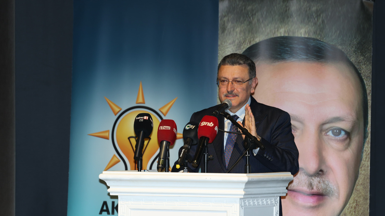 BAŞKAN GENÇ: “400 MİLYON LİRALIK ENERJİ PROJEMİZİ HAYATA GEÇİRİYORUZ”