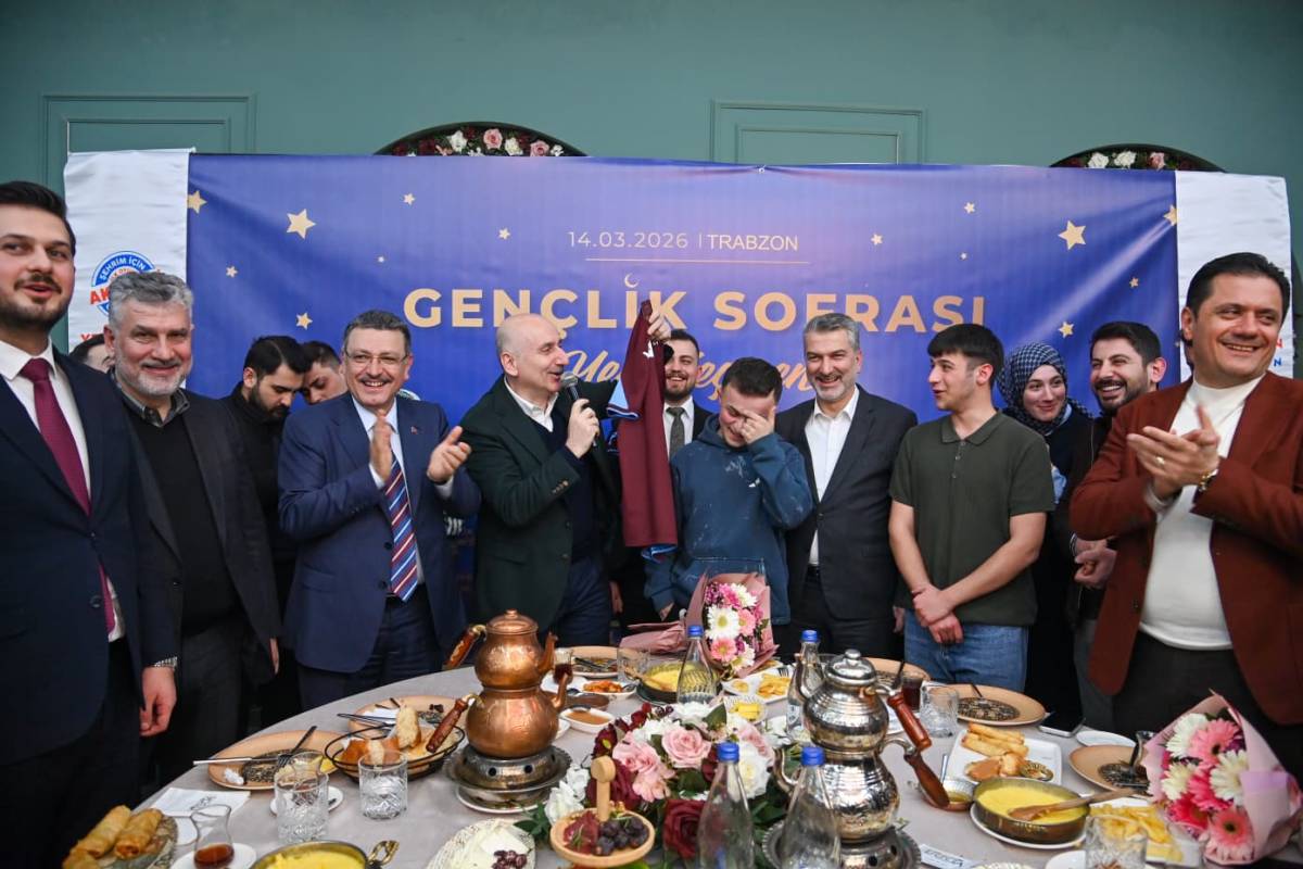 “TÜRKİYE’NİN YOLCULUĞUNA İMZA ATACAKSINIZ”