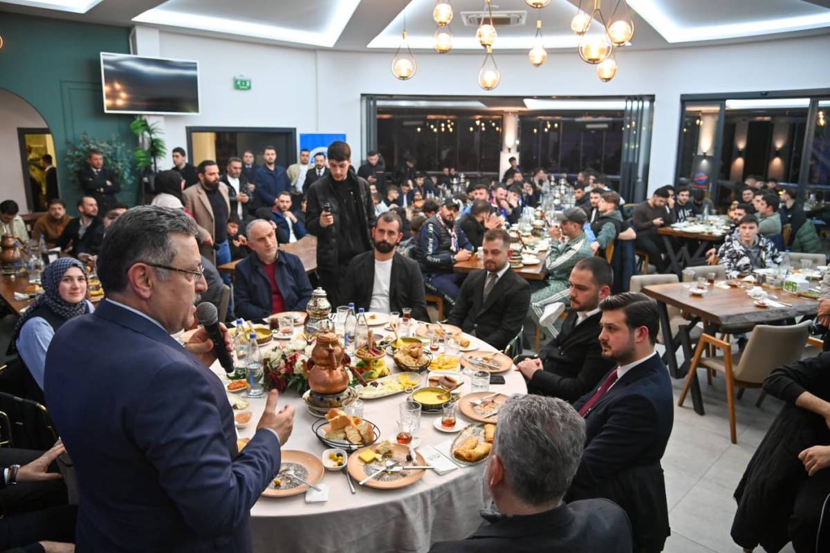 “TÜRKİYE’NİN YOLCULUĞUNA İMZA ATACAKSINIZ”