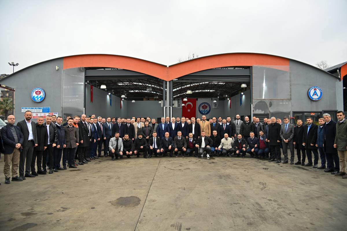 BAŞKAN GENÇ, TULAŞ PERSONELİYLE BAYRAMLAŞTI